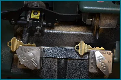 Father Son Locksmith Shop Minneapolis, MN 612-470-3636 Father Son Locksmith Shop Minneapolis, MN 612-470-3636 - 65-14